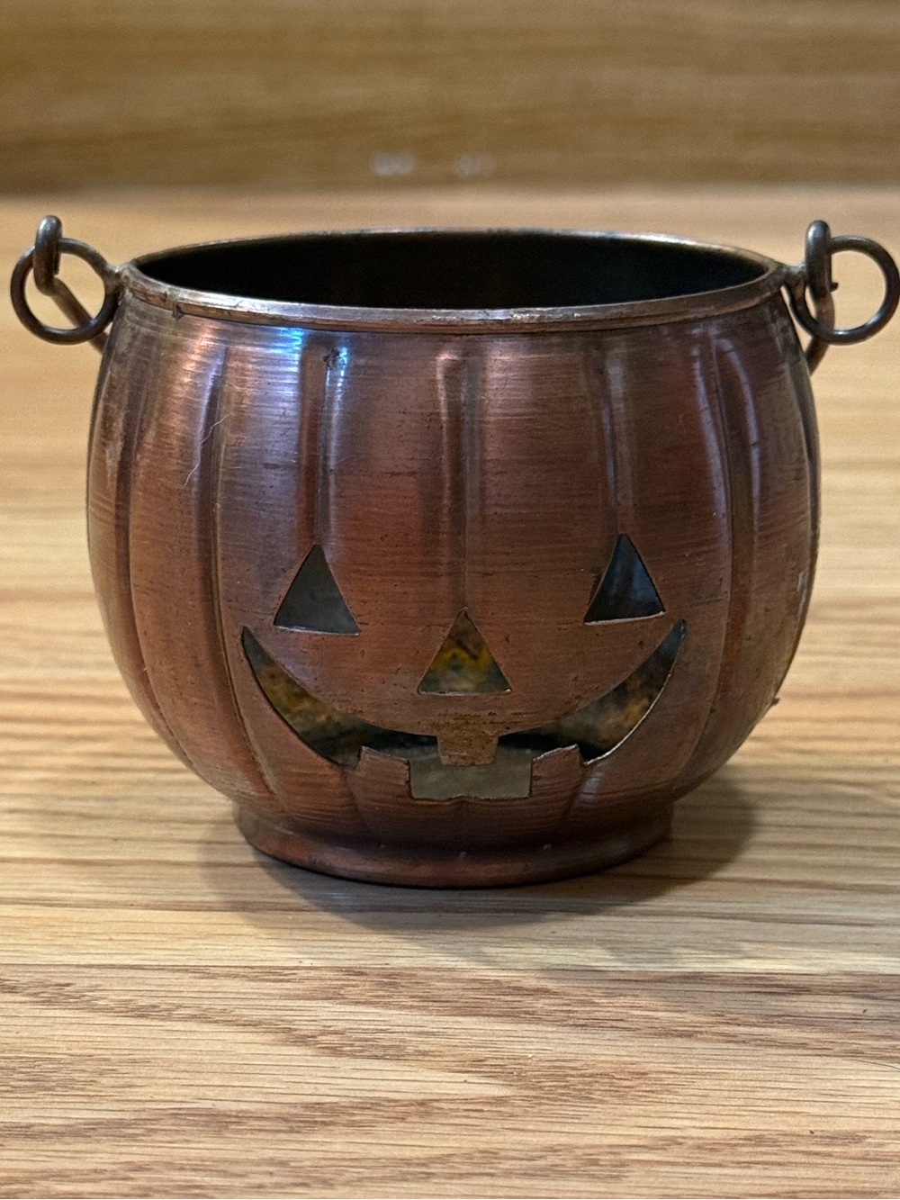 Metal Pumpkin Tealight Holder, copper-tone,classic Jack o lantern